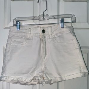 American Eagle, white shorts! Lightly worn, no stains/tears